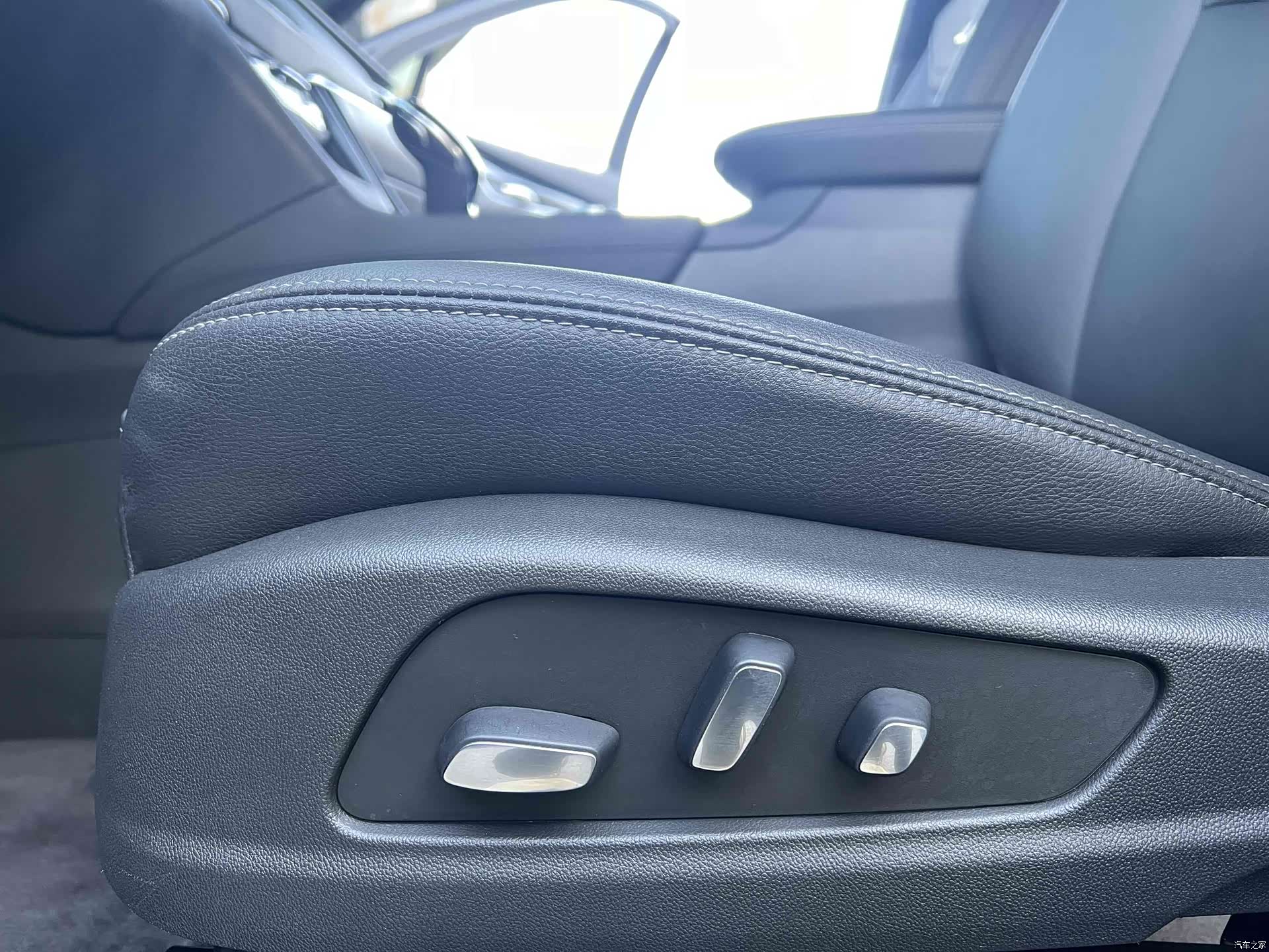 Cadillac XT5, 2022 19