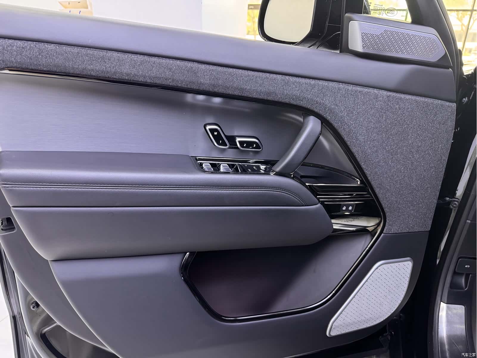 Land Rover Range Rover, 2024 17