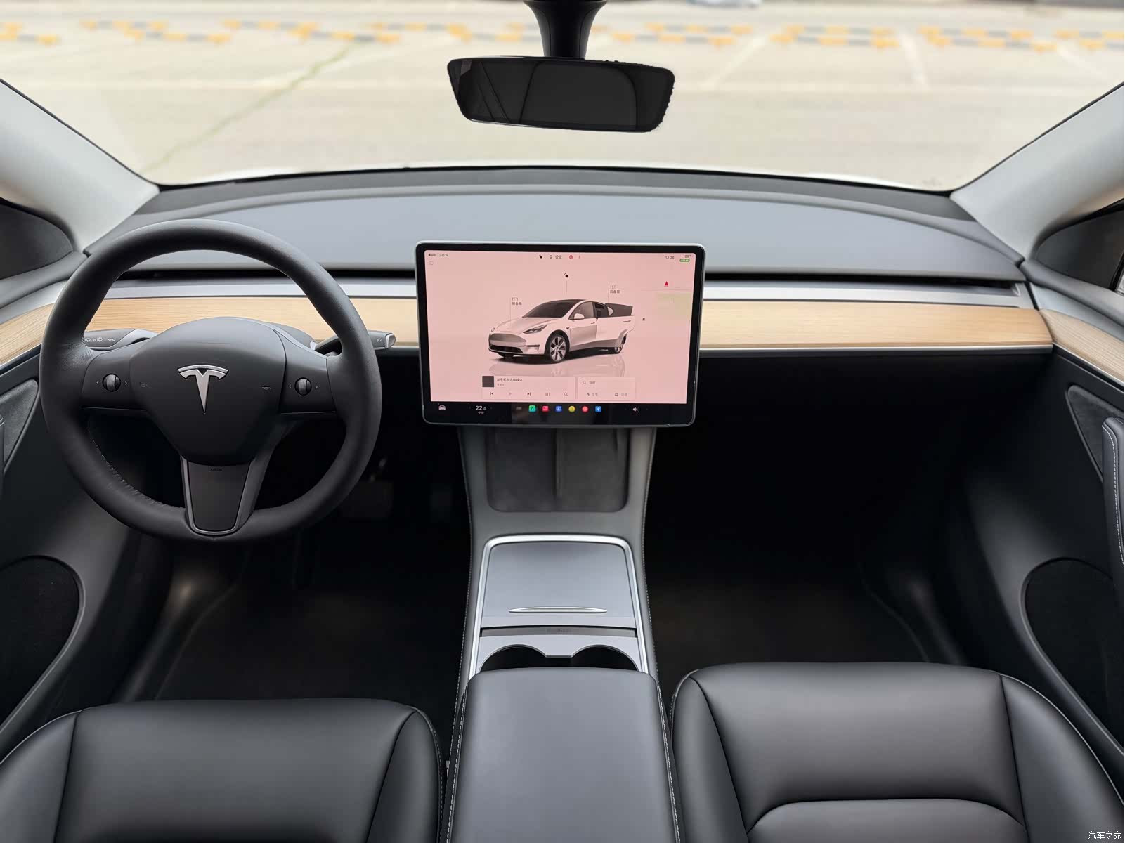 Tesla Model Y, 2022 16