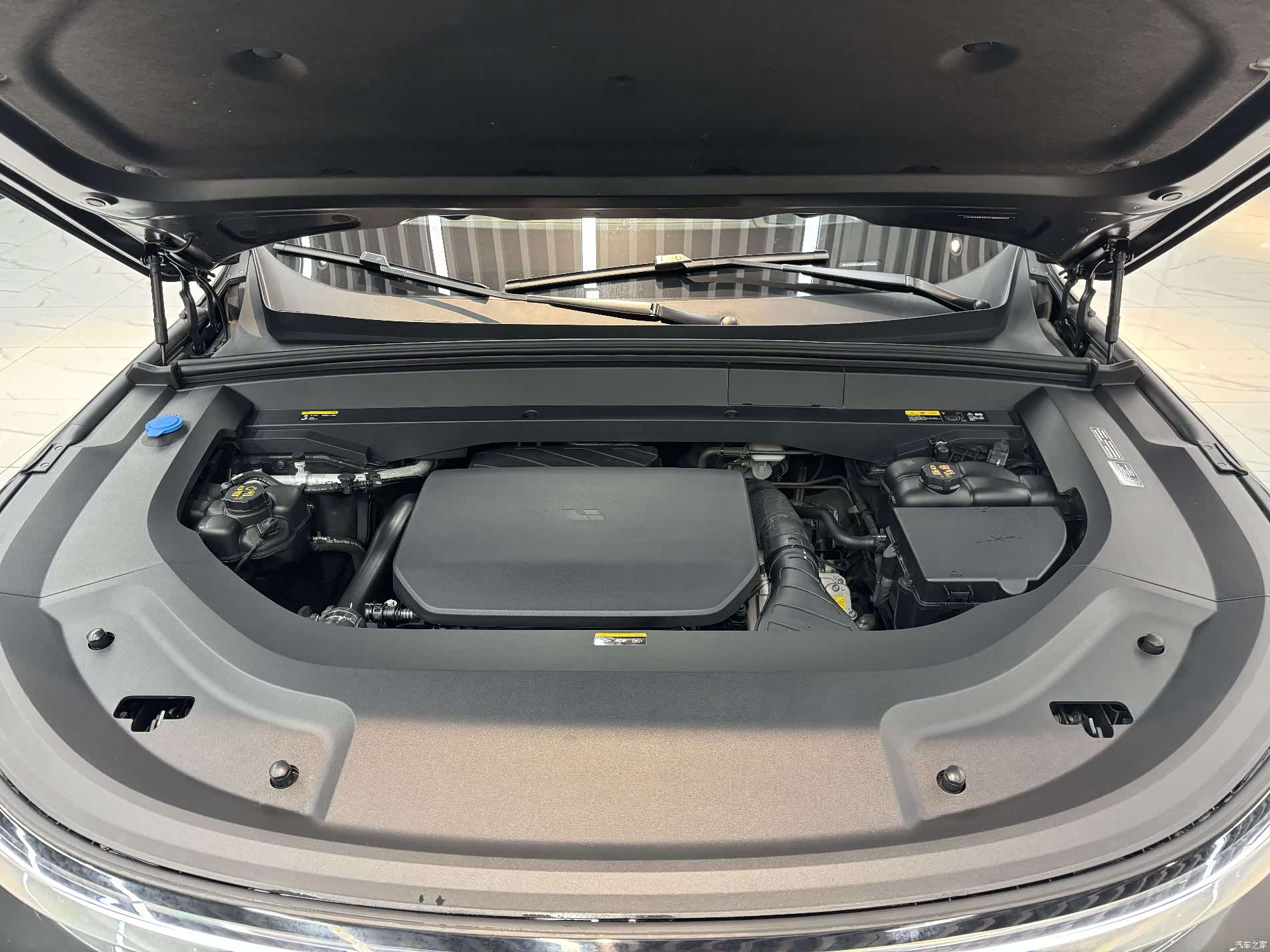 Li Auto L8, 2022 16