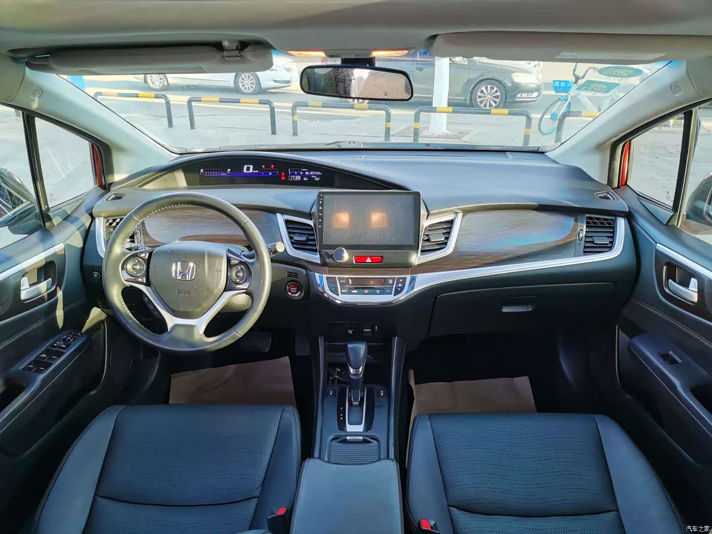 Honda Jade, 2015 3