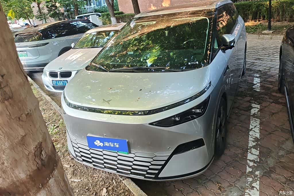 Xpeng X9, 2024 2