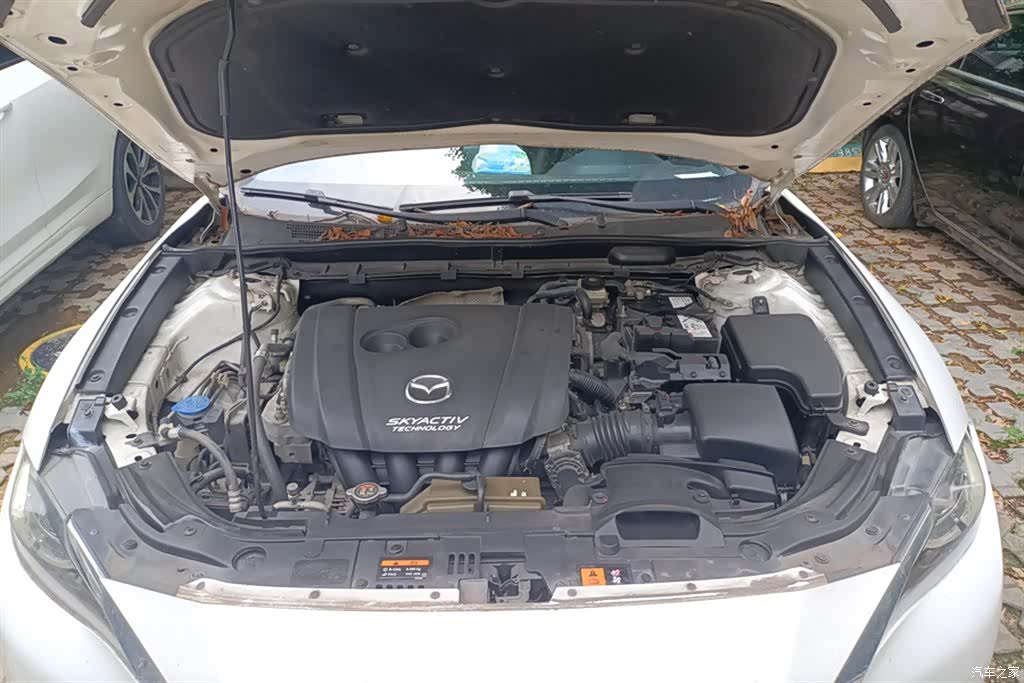 Mazda CX-4, 2016 10