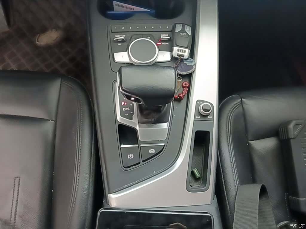 Audi A4L, 2018 14