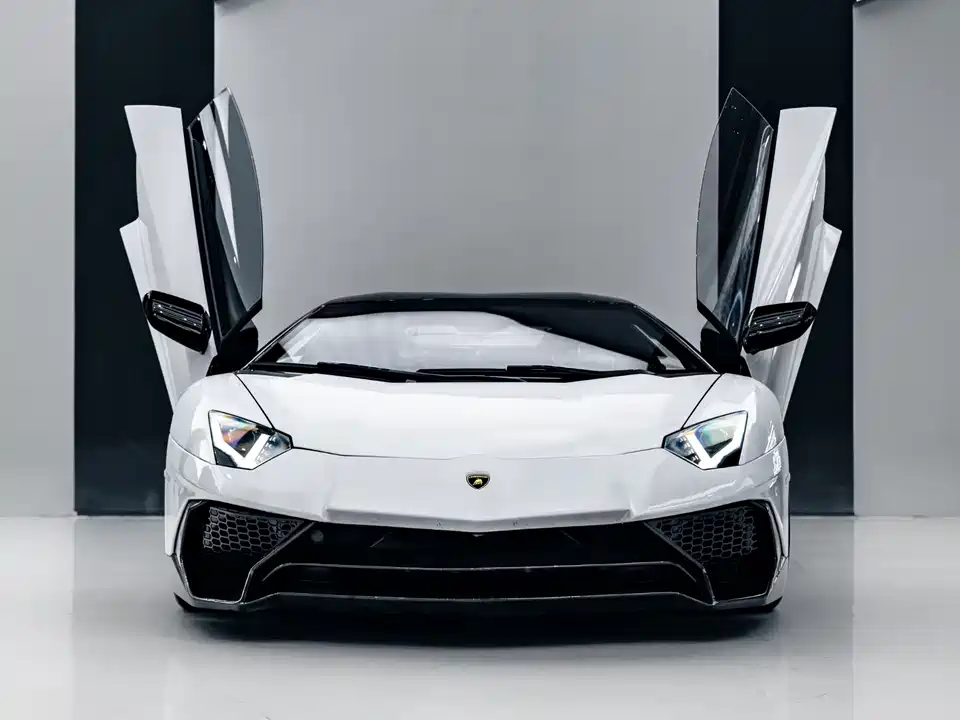 Lamborghini Aventador