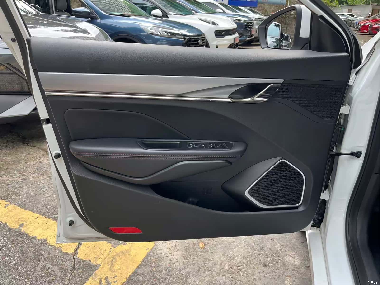 Geely Binray, 2020 8