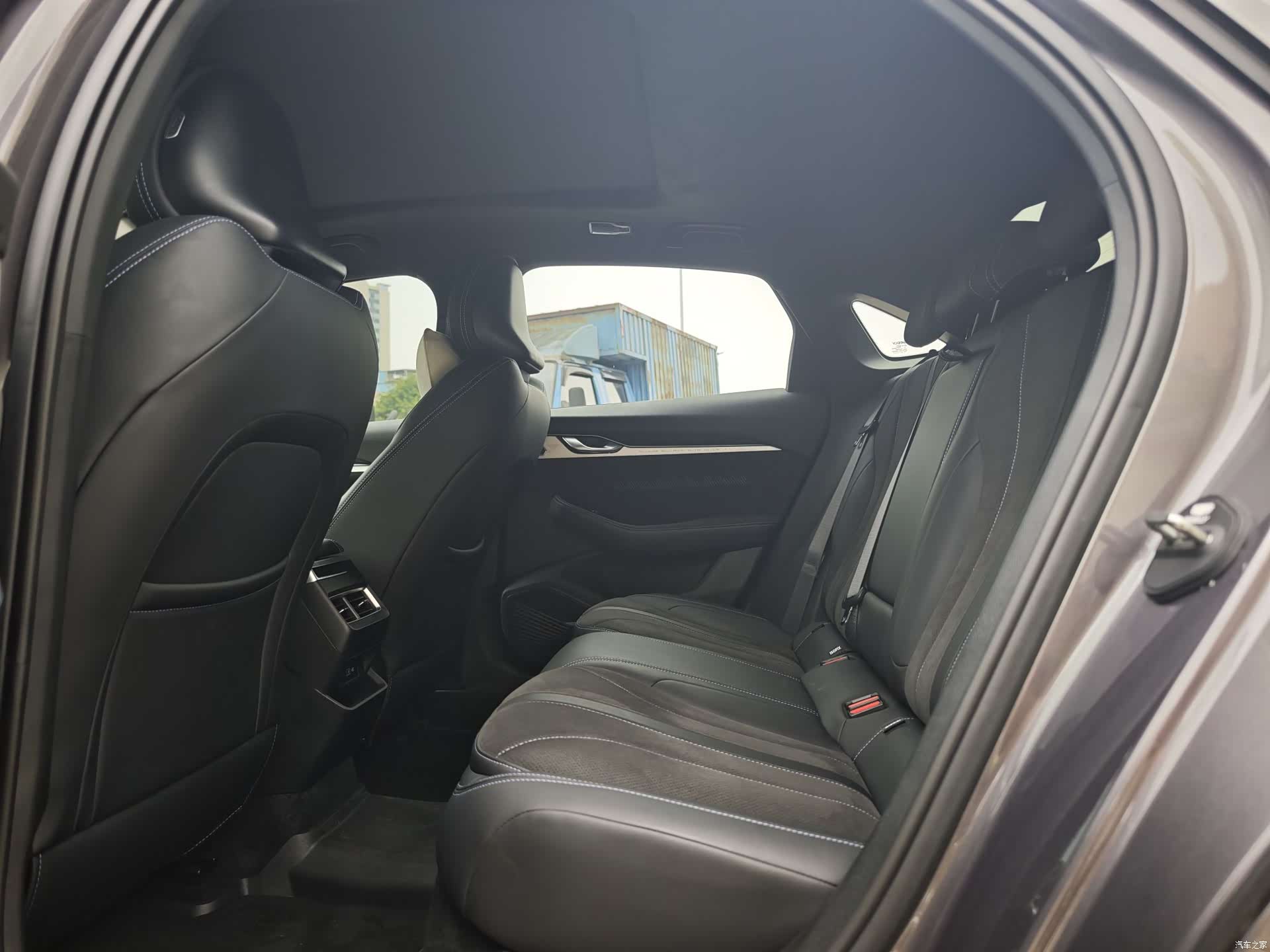 Geely Preface, 2025 7