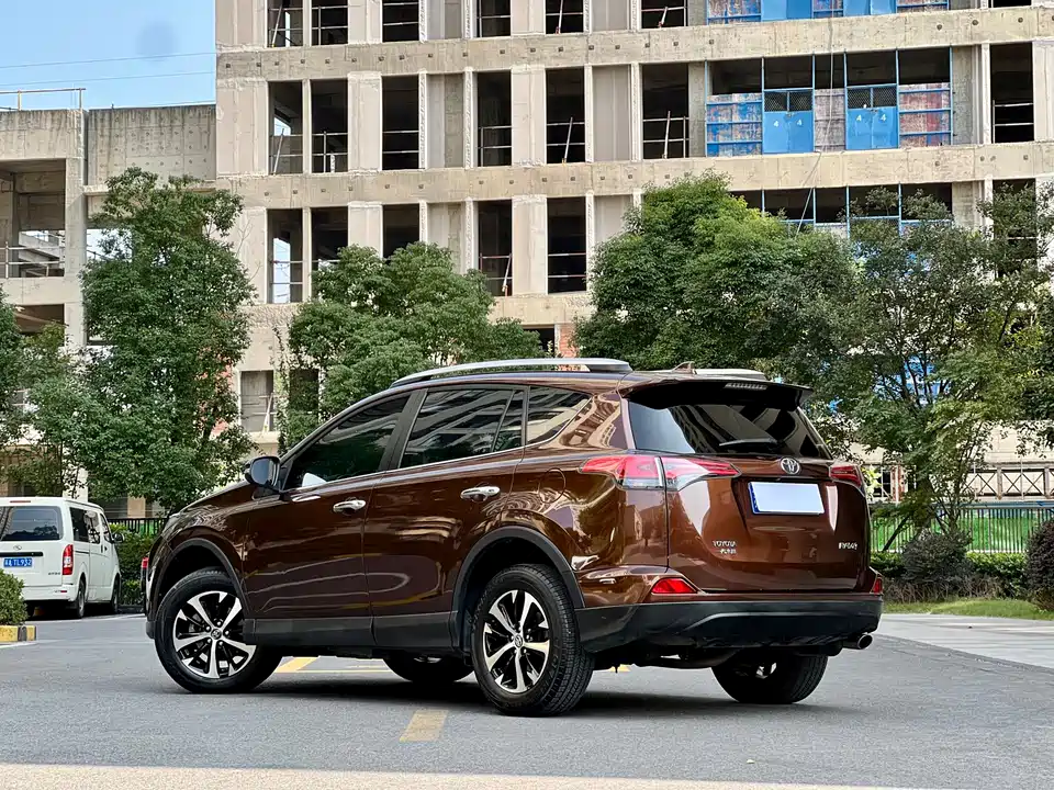 Toyota RAV4 Rongfang