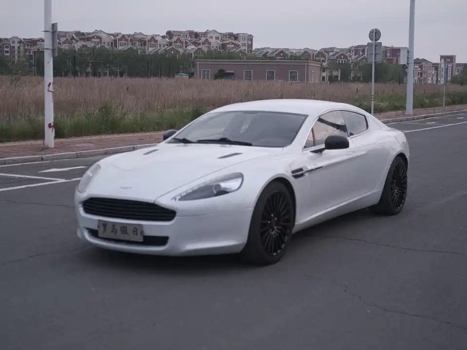 Aston Martin Rapide