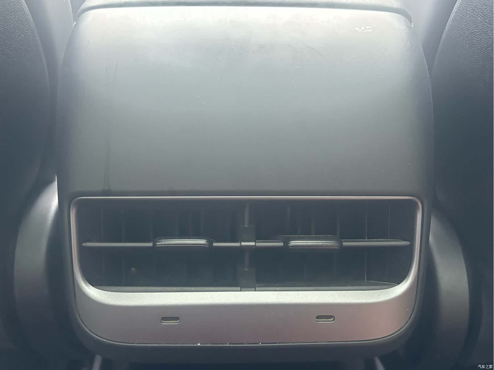 Tesla Model Y, 2023 10