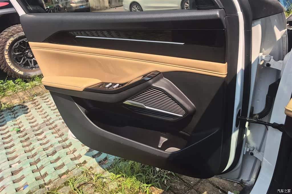 Geely Galaxy L6, 2024 7