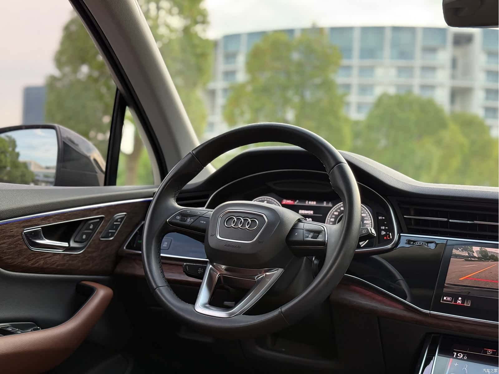 Audi Q7, 2022 9