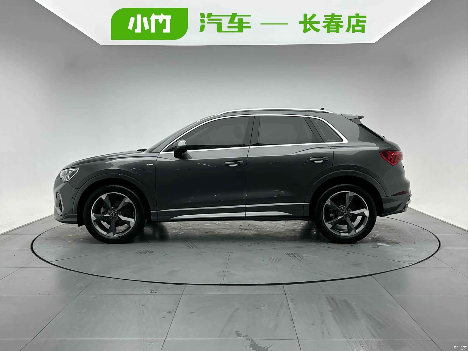 Audi Q3, 2022 3