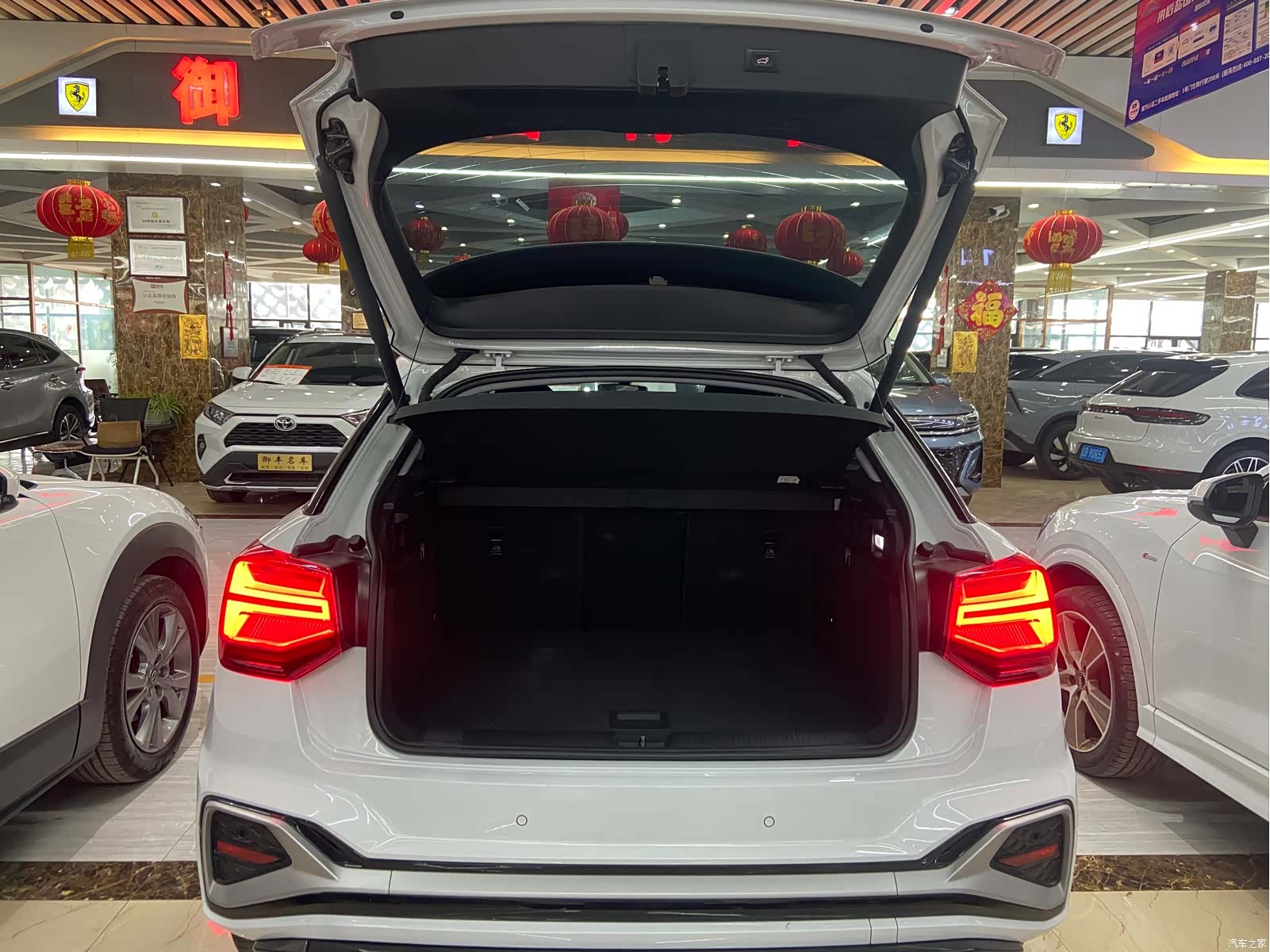 Audi Q2L, 2022 12