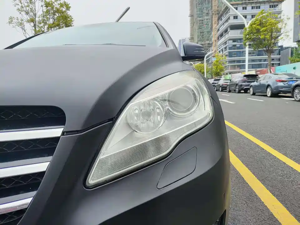 Mercedes-Benz R-class