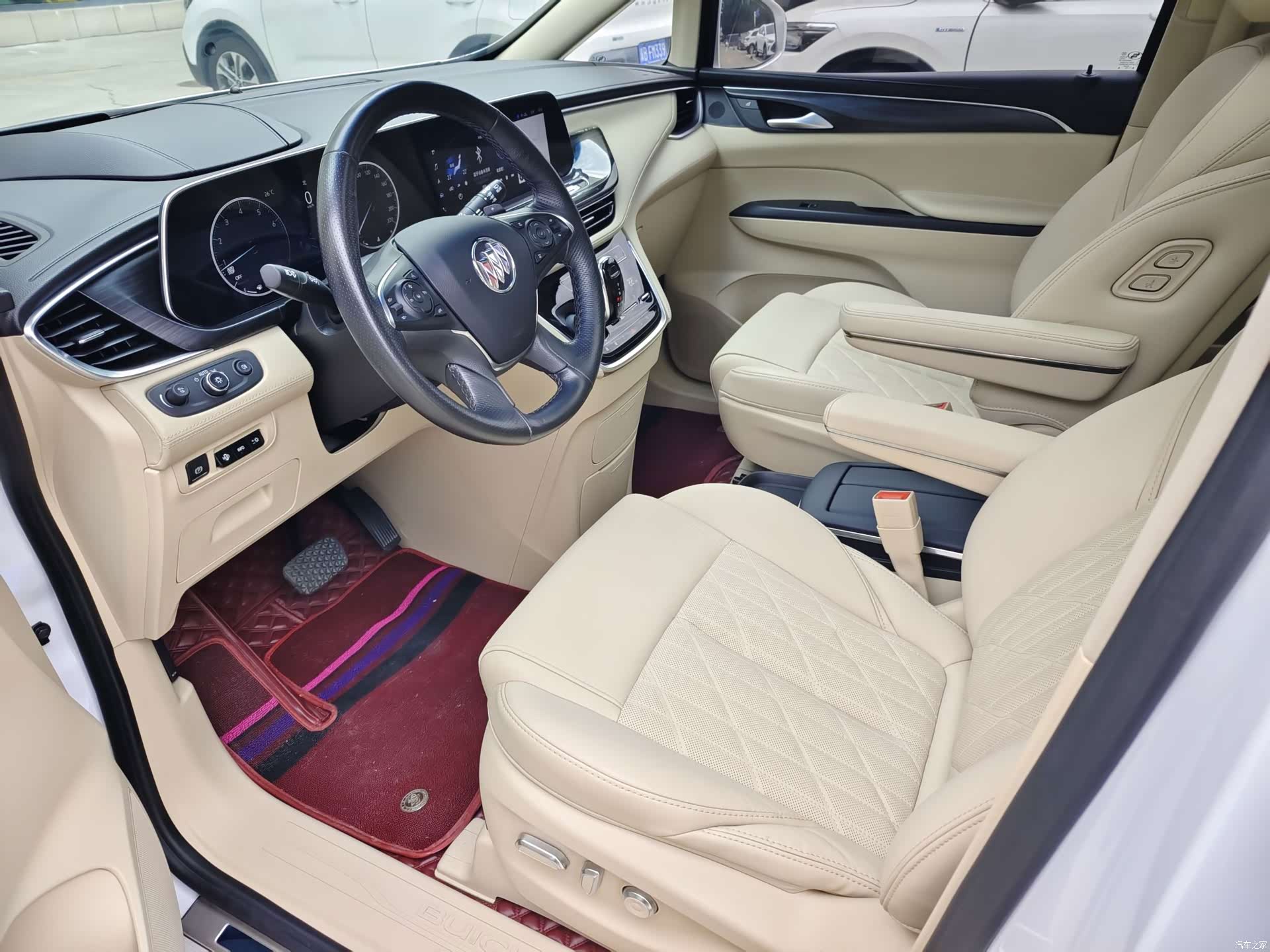 Buick GL8, 2022 10