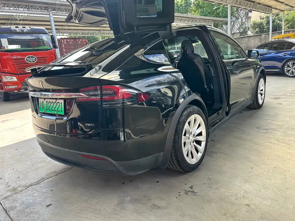 Tesla Model X