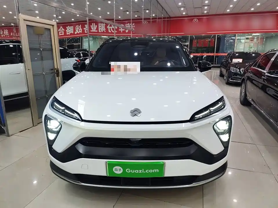 NIO ES6