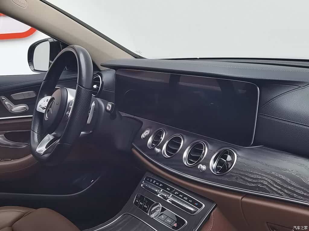 Mercedes-Benz E-Class, 2019 22