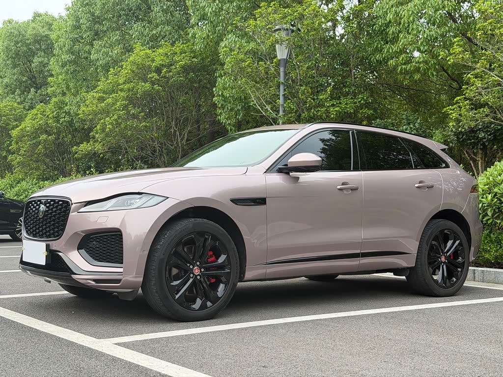 Jaguar F-Pace