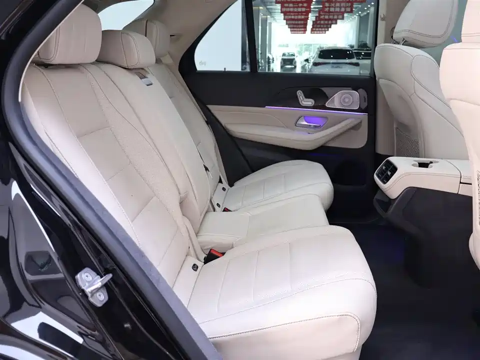 Mercedes-Benz GLE Mercedes-Benz GLE
