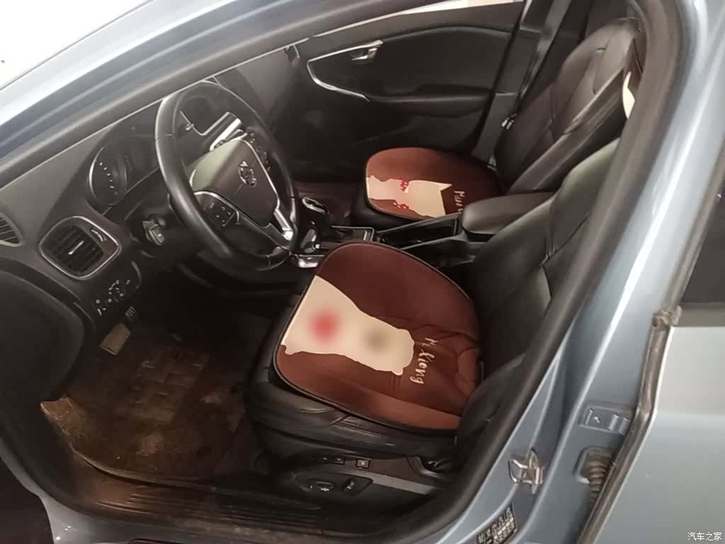 Volvo V40, 2016 15