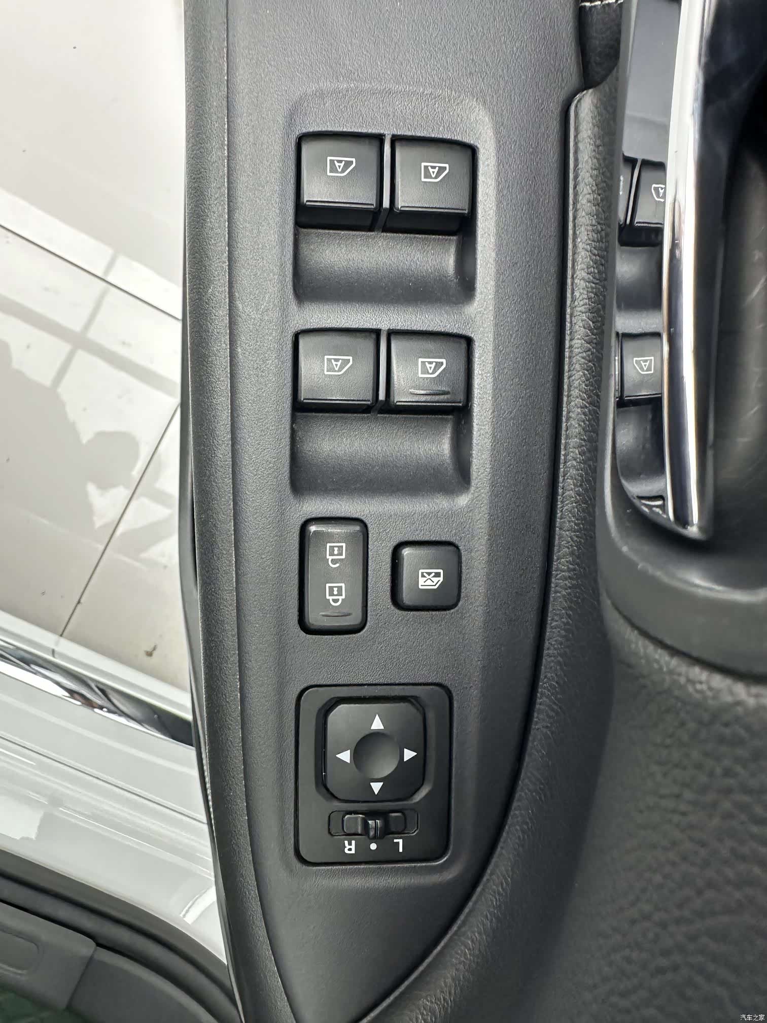 Mitsubishi Outlander, 2023 11