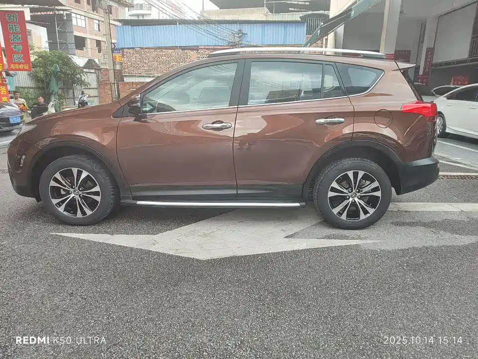Toyota RAV4 Rongfang