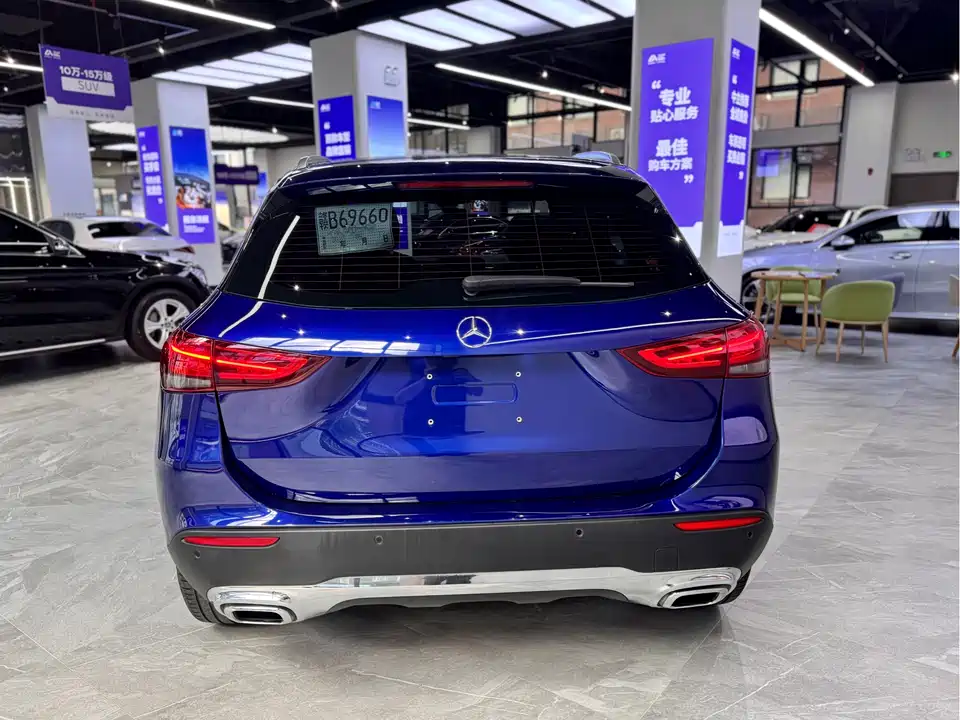 Mercedes-Benz GLA
