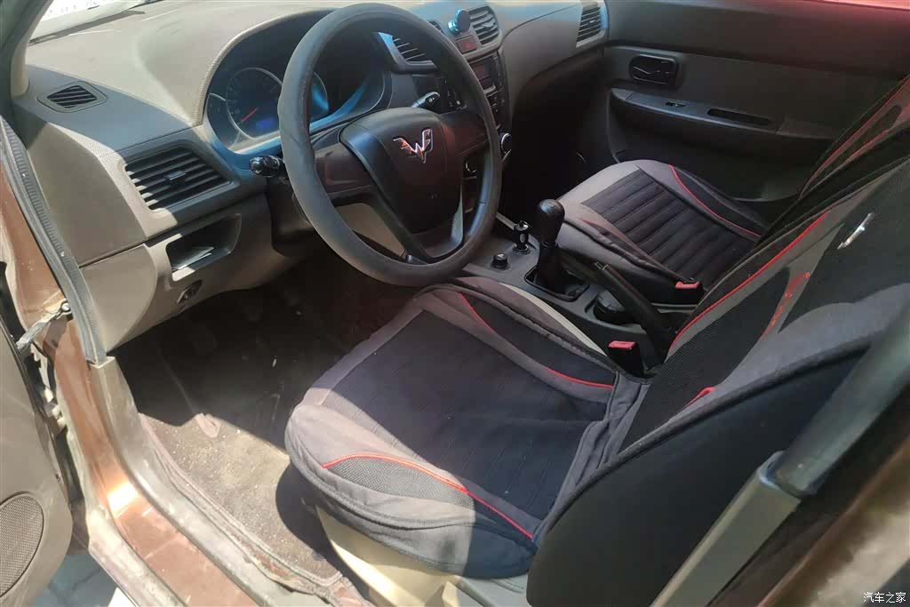 Wuling Hongguang, 2018 9