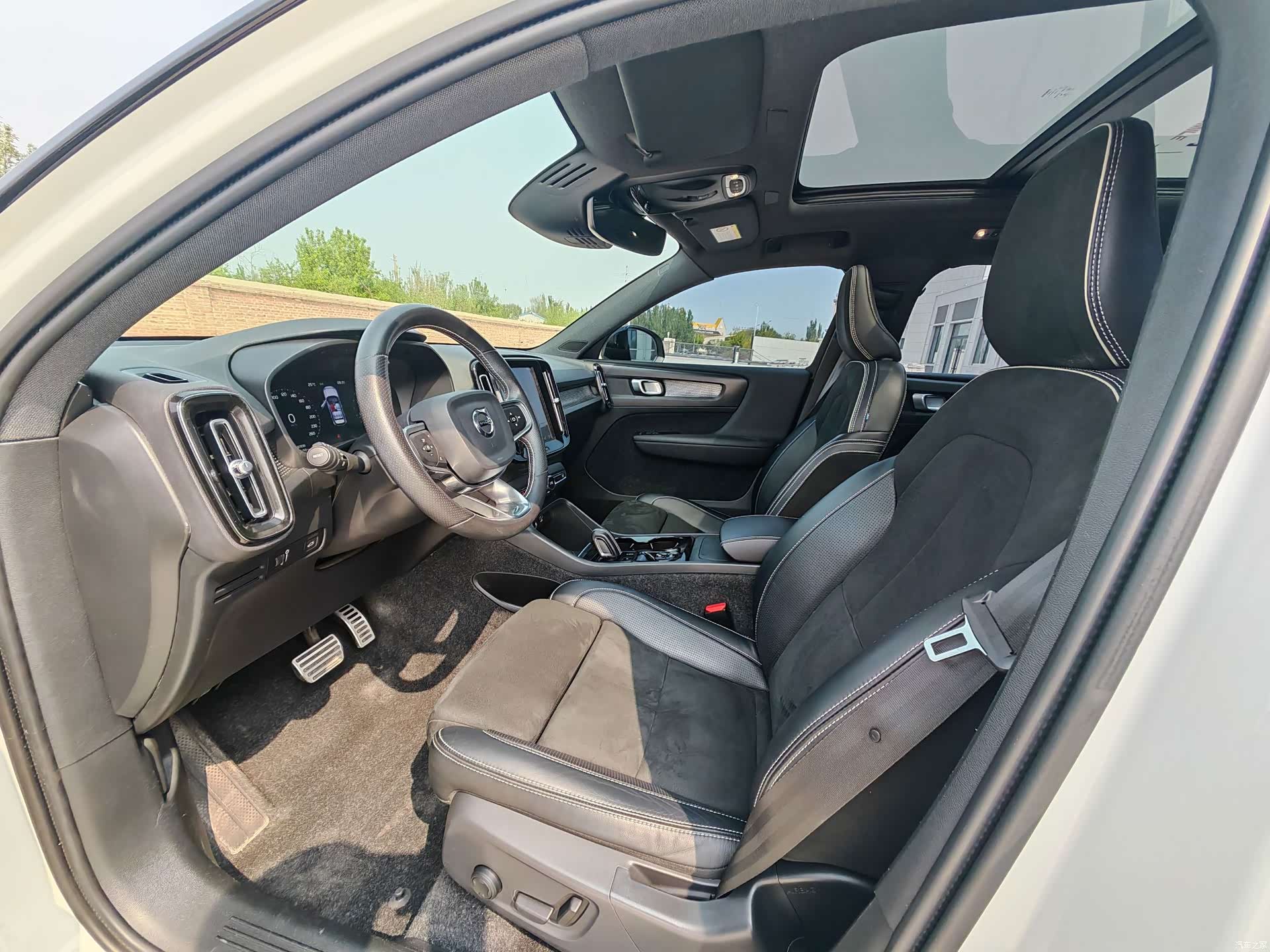 Volvo XC40, 2021 4