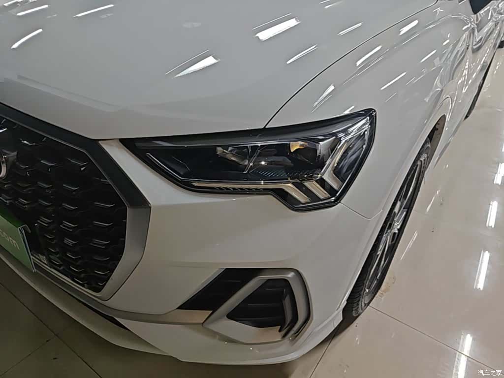 Audi Q3, 2021 24