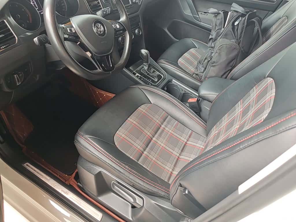 Volkswagen Golf, 2017 15