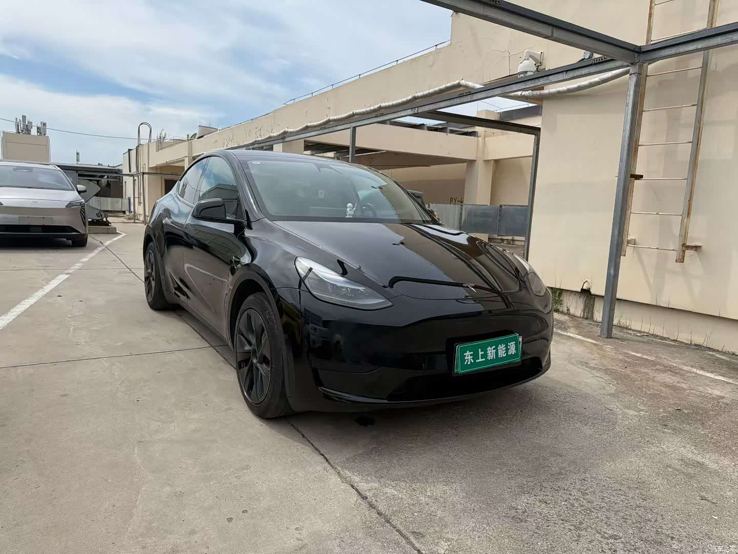 Tesla Model Y, 2024 3