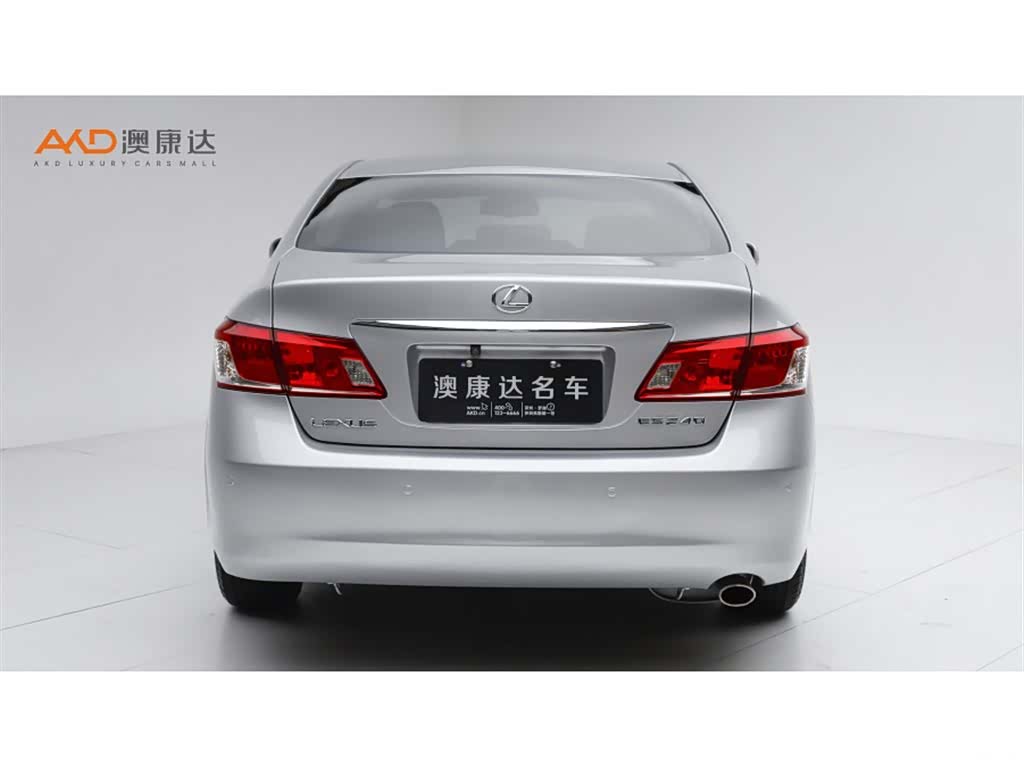 Lexus ES, 2010 4