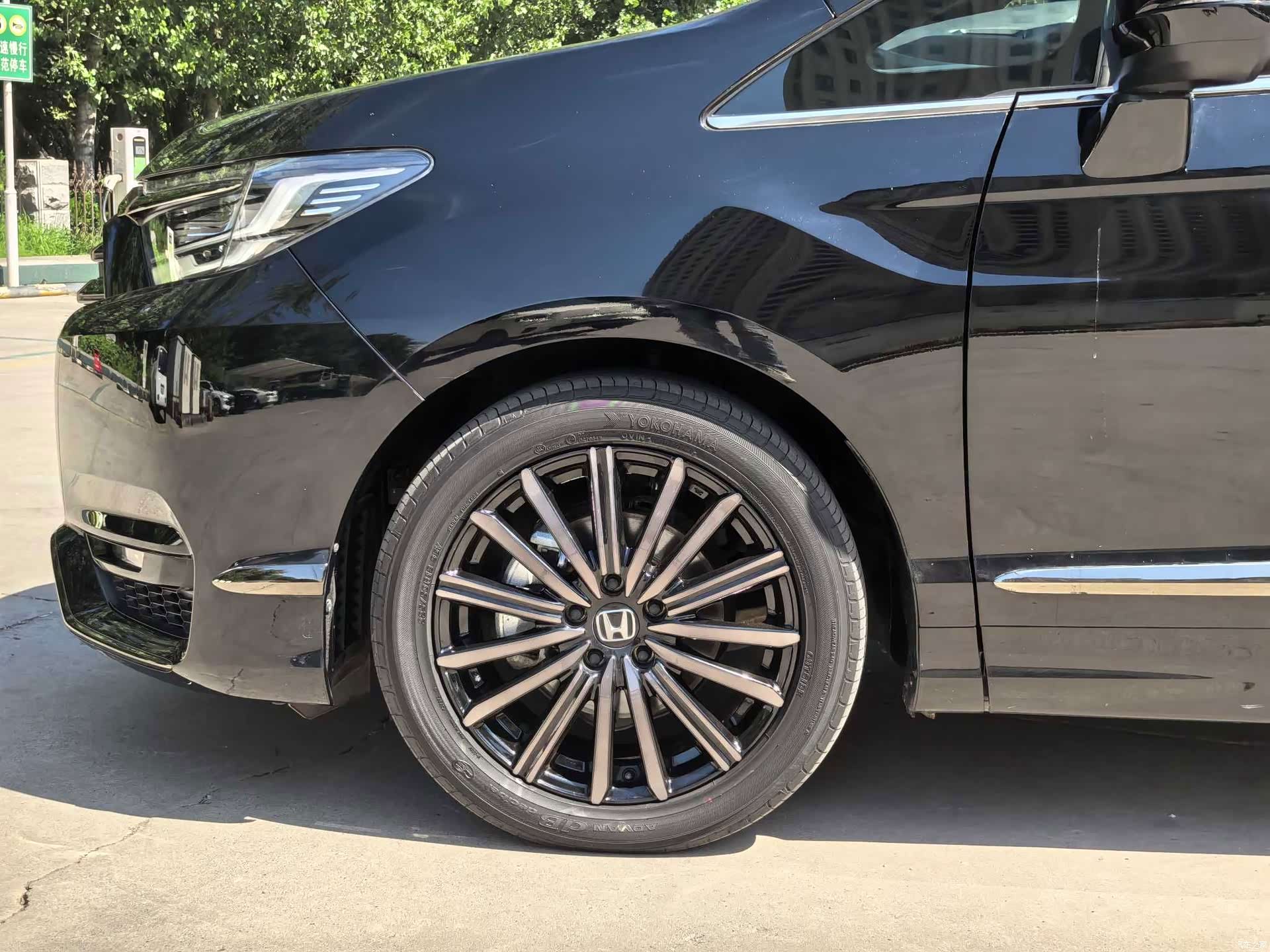 Honda Elysion, 2023 все фото