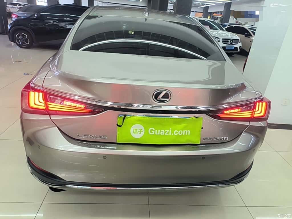 Lexus ES, 2024 6
