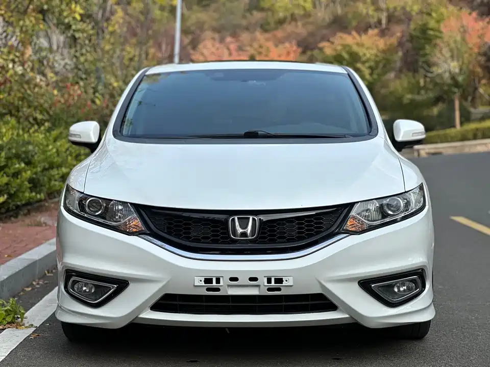 Honda Jade