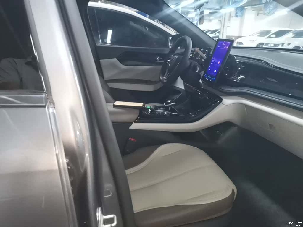 BYD Qin, 2023 25