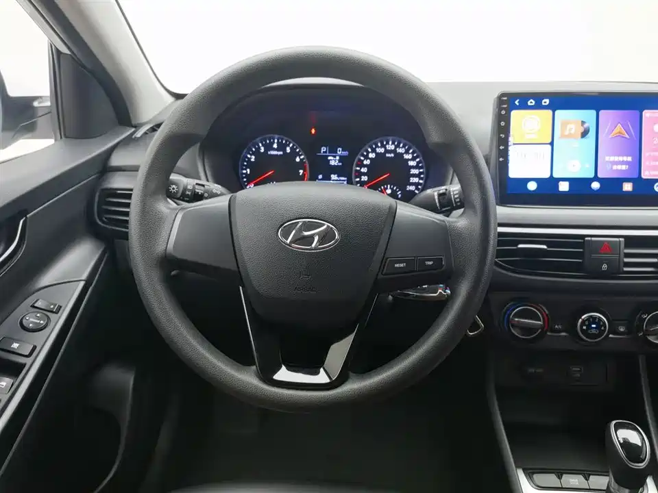 Hyundai Yuedong