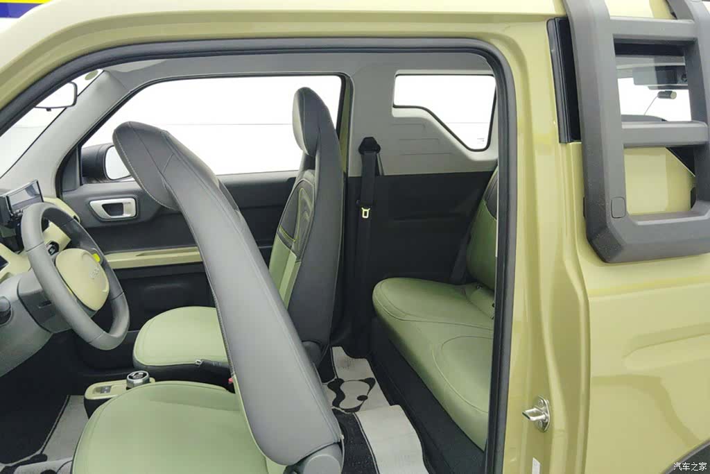 Geely Panda, 2024 11