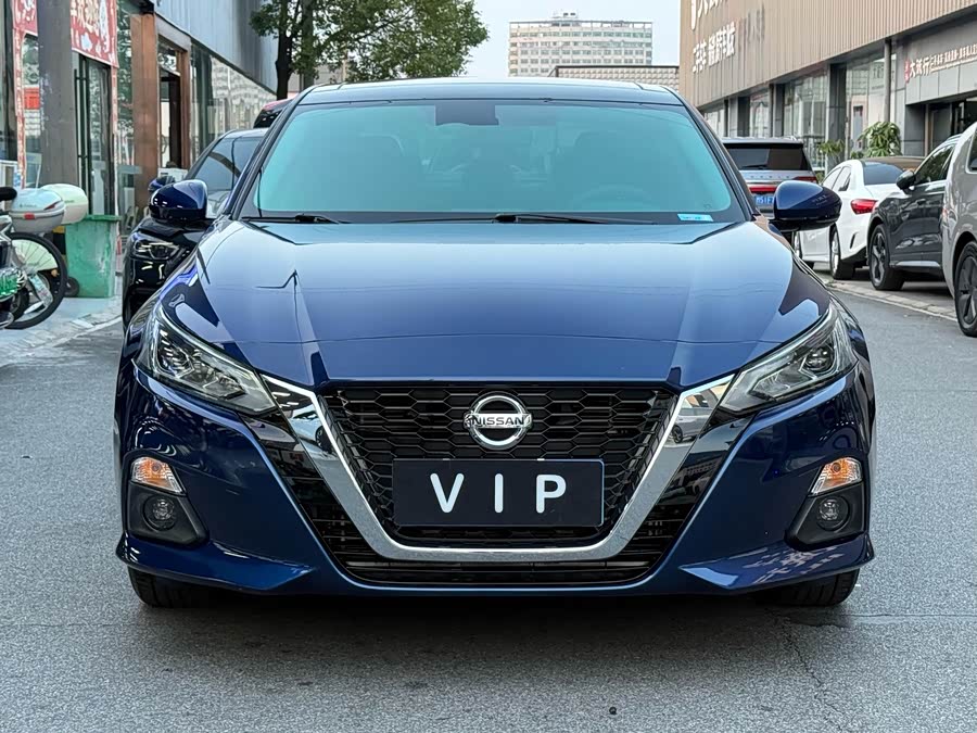 Nissan Altima 2023, фото 2