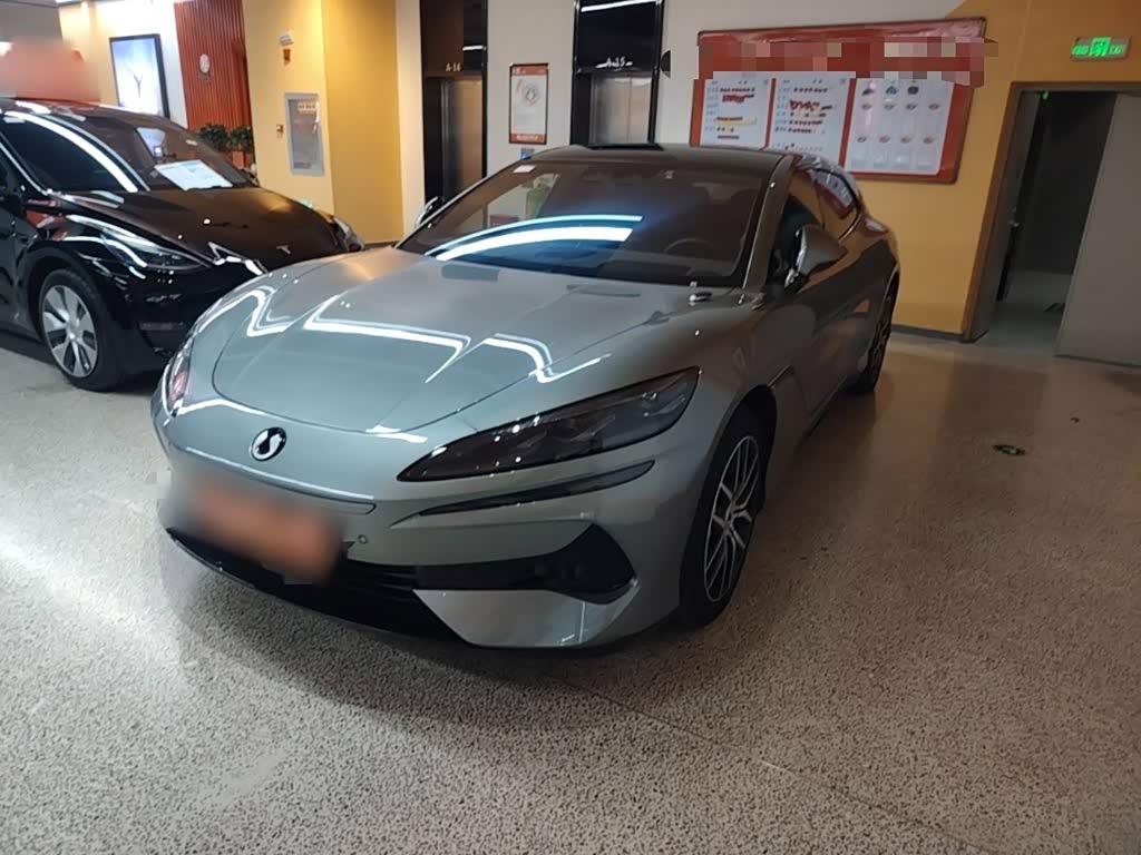 Denza Z9GT