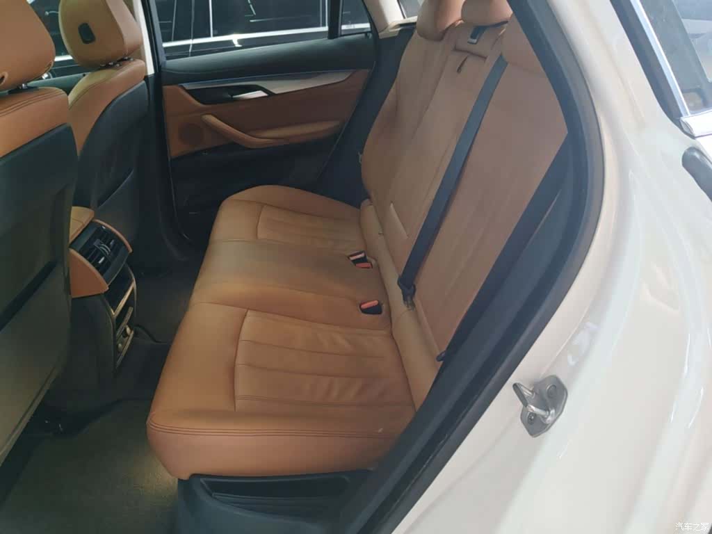 BMW X6, 2018 17