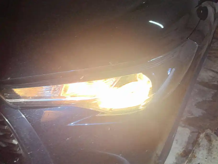 Toyota Corolla Sharp amplifier