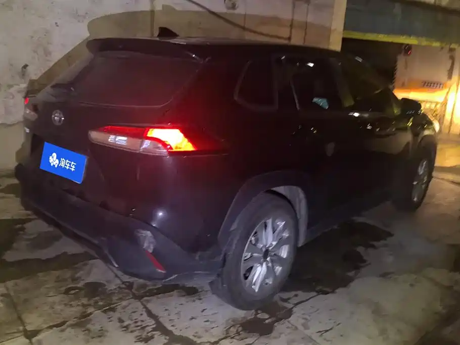 Toyota Corolla Sharp amplifier