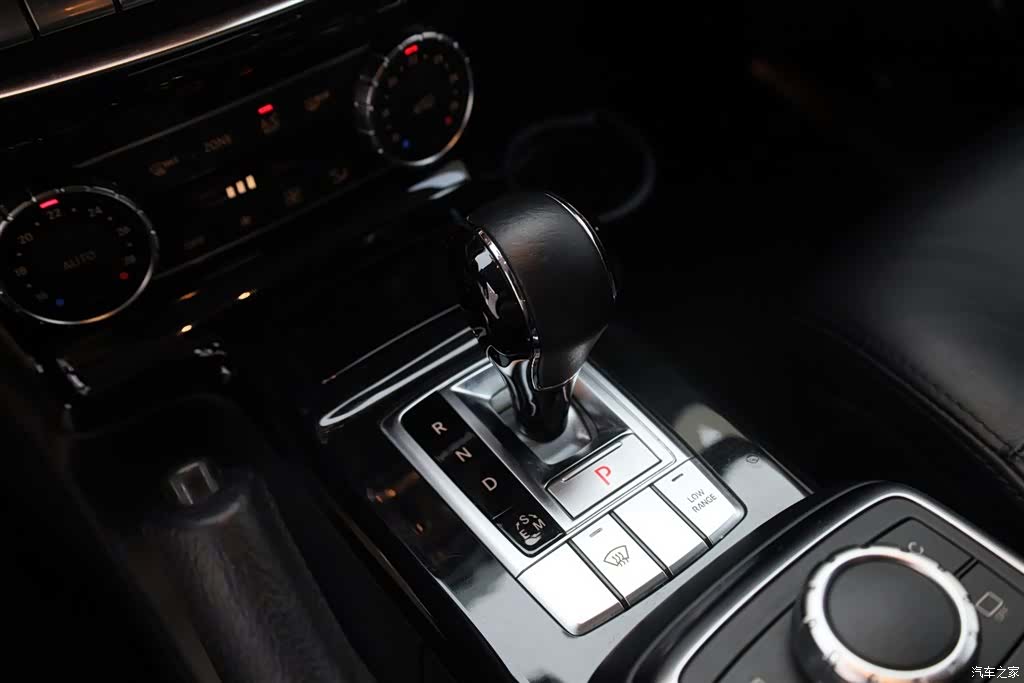 Mercedes-Benz G-Class, 2018 28