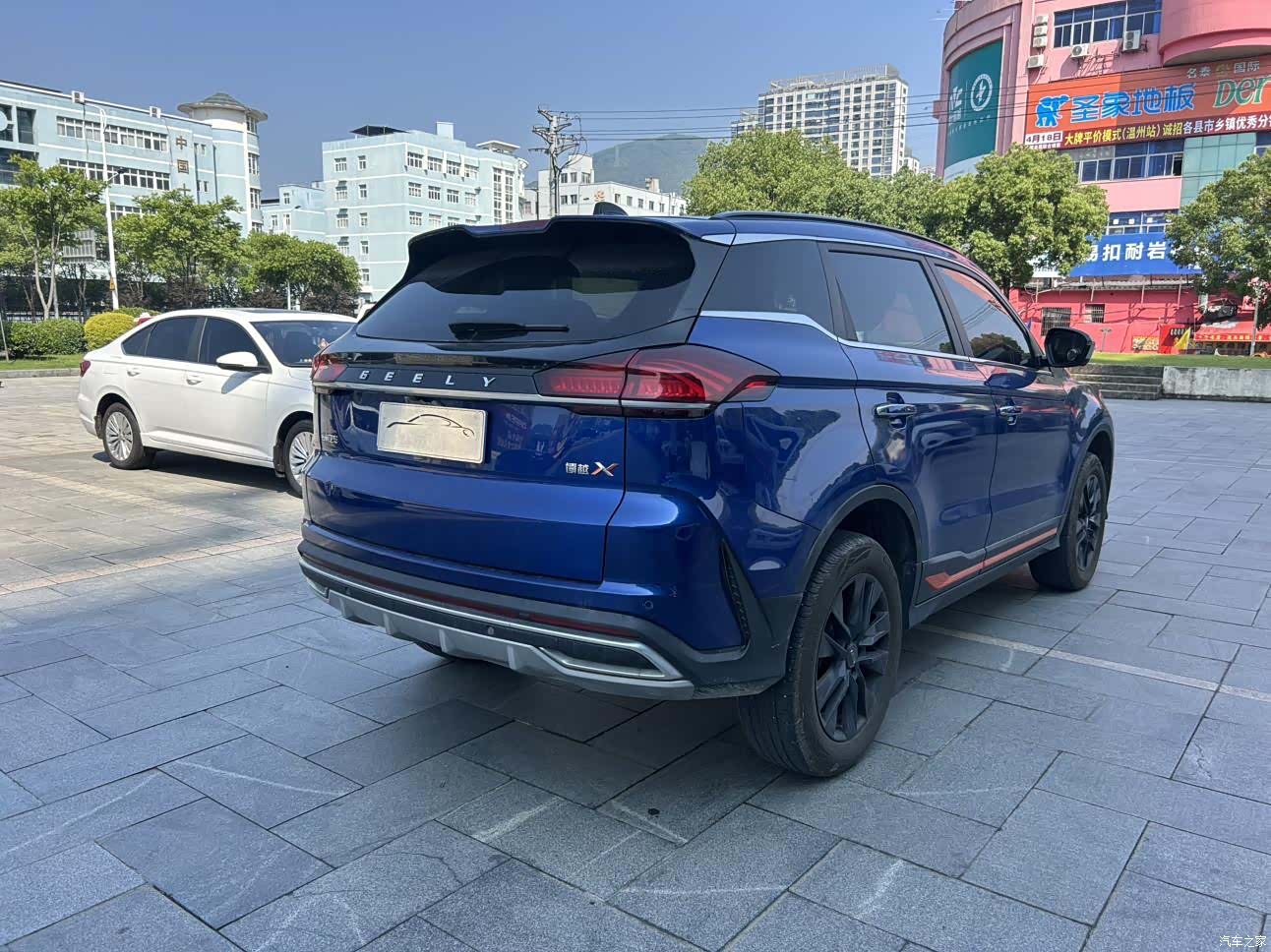 Geely Boyue, 2022 20