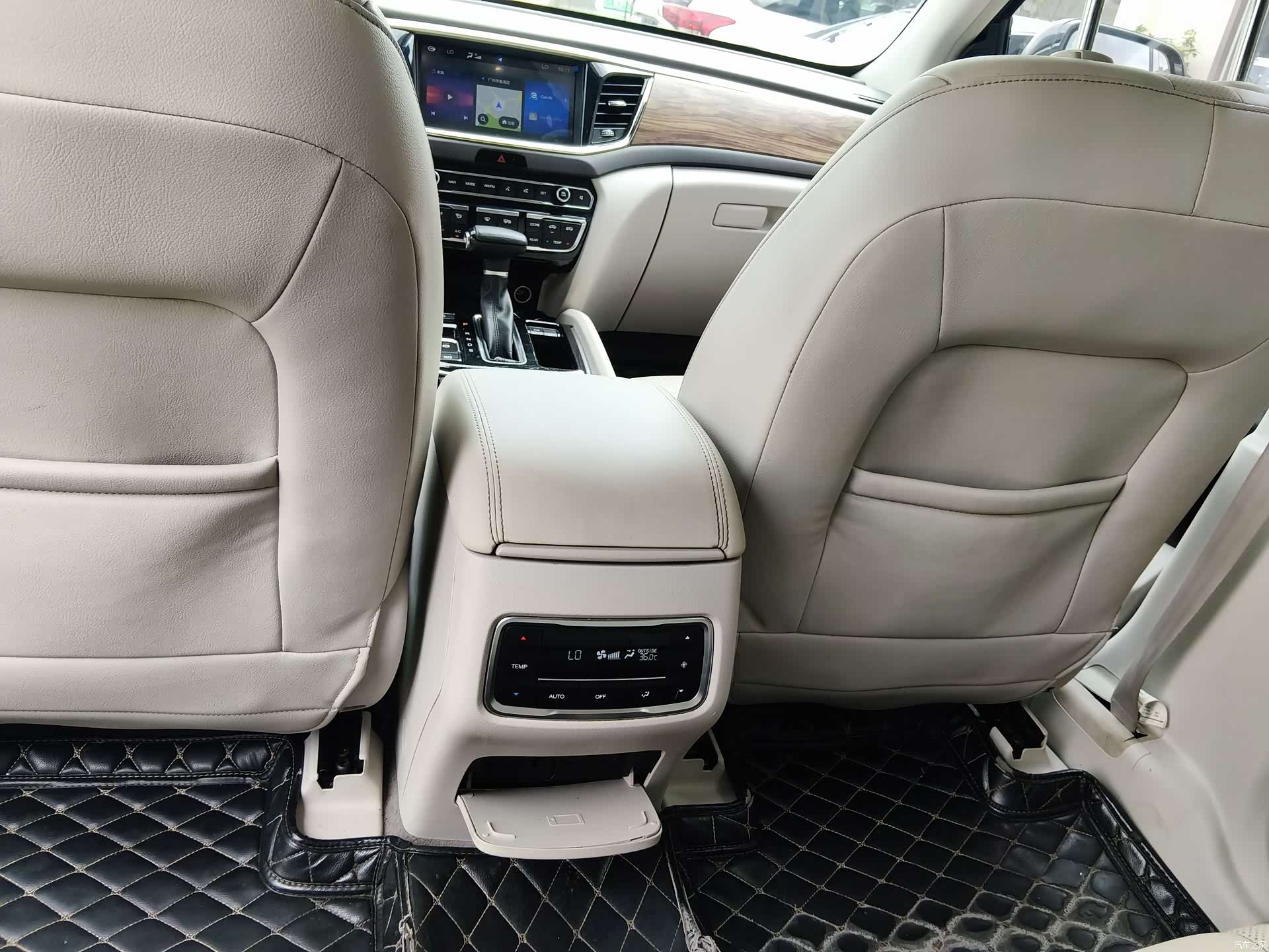 Trumpchi GS8, 2017 13