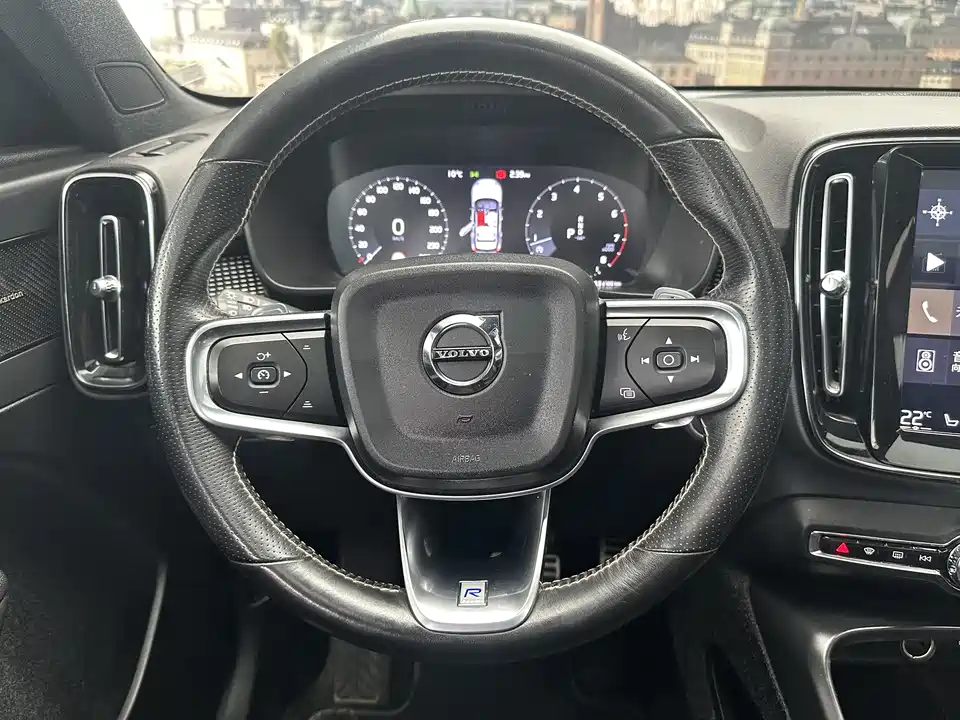 Volvo XC40